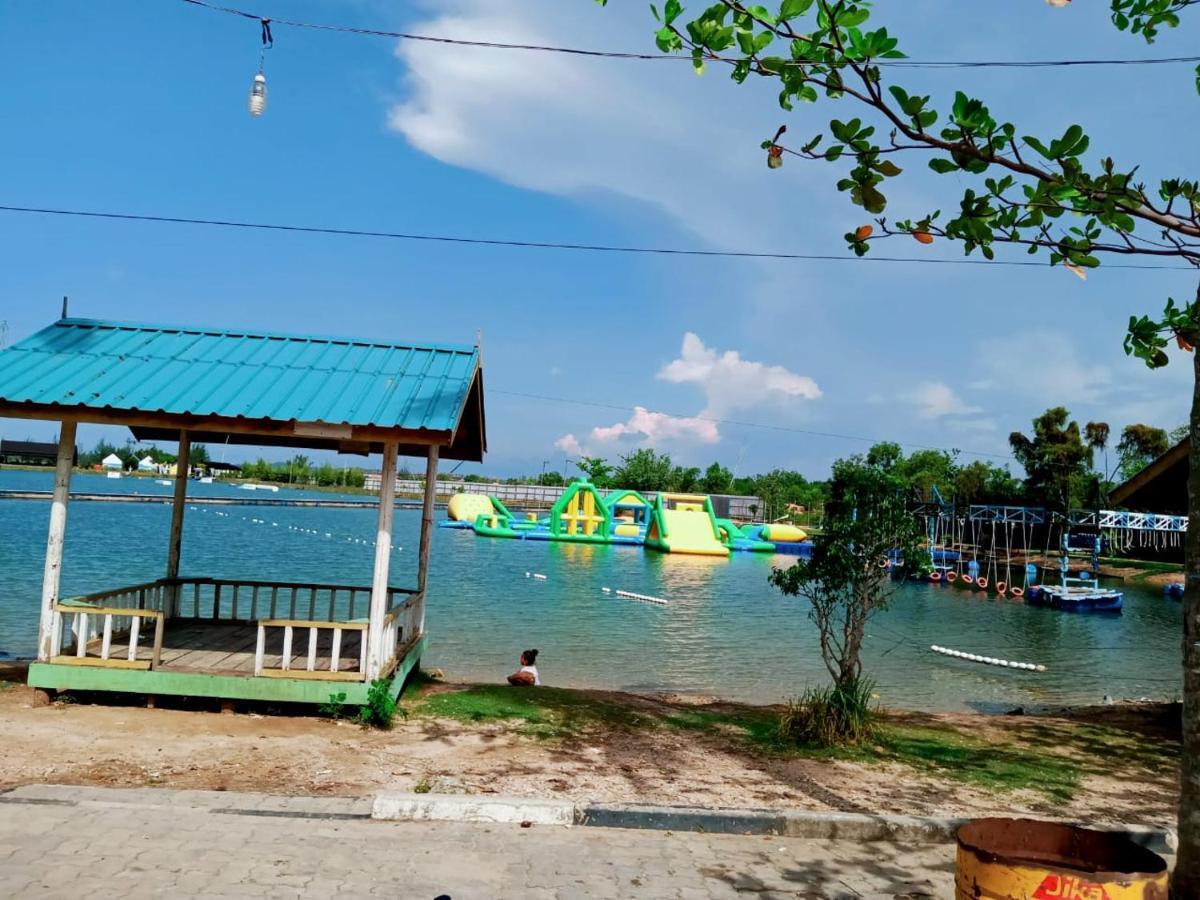 Sleeprest @ Golden Prima Batam Exterior foto